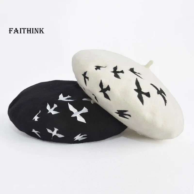 

Casual Women Swallow Printed BirdBlack Embroidery Beret Hat 100% Wool Animal Cap Boina Feminina Robin Beret Boutique Artist Hat