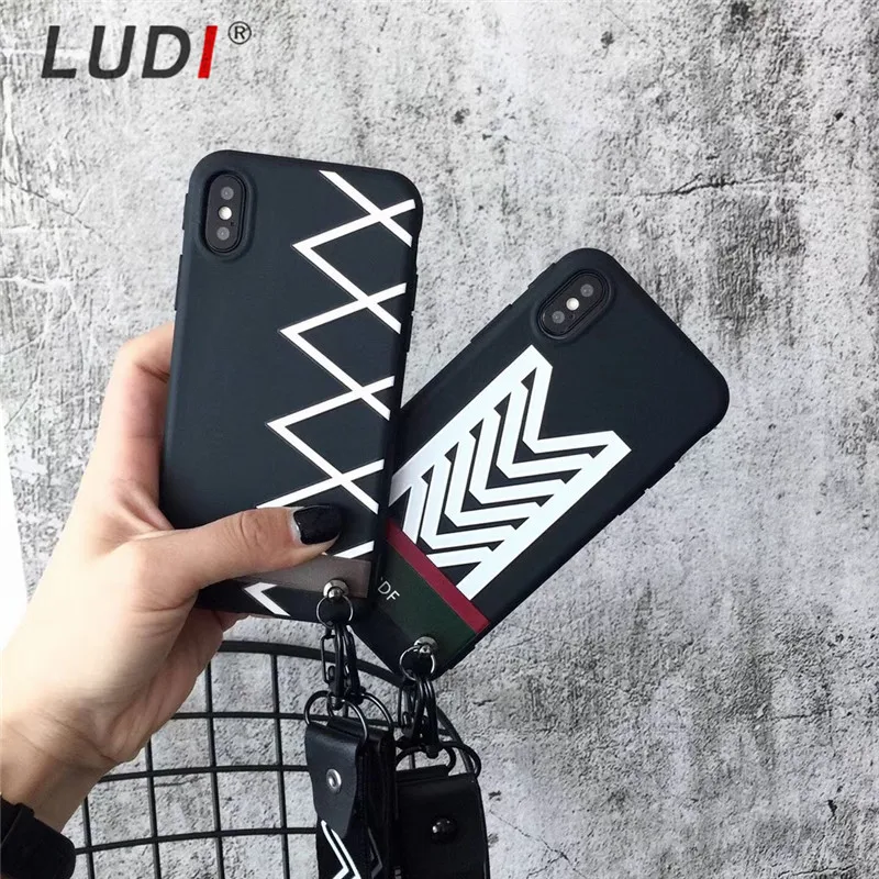 

LUDI Korean 3D Geometric Lines Phone Case for iPhone X 8 7 7plus Soft TPU Wrist Strap Neck Strap Cover for 6 6Plus 6s 8Plus
