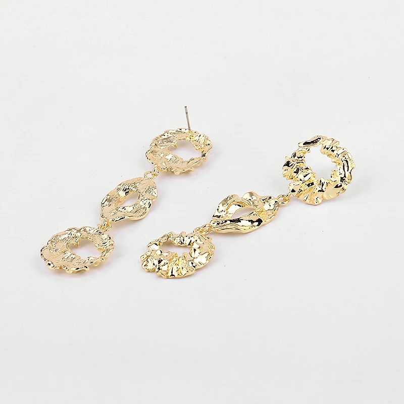 Peri'sbox Unique Gold Color Irregular Long Dangle Earrings for Women Baroque Geometrical Earrings Metal Drop Charms Earrings Peri'sbox Unique Gold Color Irregular Long Dangle Earrings for Women Baroque Geometrical Earrings Metal Drop Charms Earrings