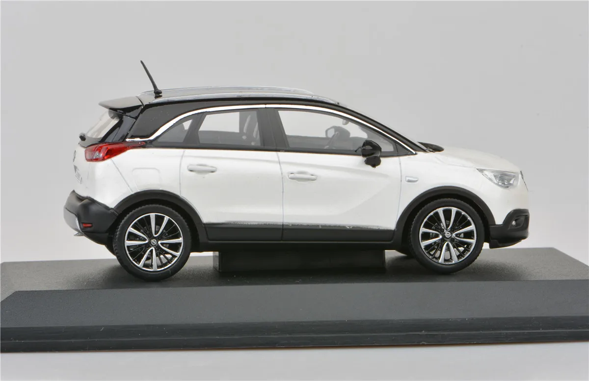 Оригинальная фабричная 1:43 Opel Crossland X игрушечная машинка из сплава, игрушки для детей, литая модель автомобиля, подарок на день рождения