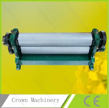 

Manual Beeswax embossing machine for 4.9mm hexagonal cell 86*450mm