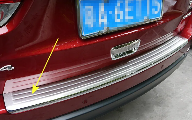 

outer rear bumper guard plate 1pcs for Jeep Grand Cherokee 2014 2015