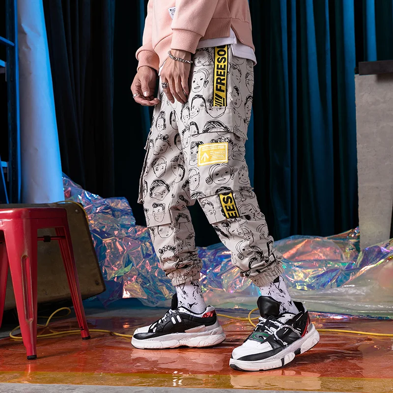 Men Cargo pants 2019 spring Fashion Streetwear printing trousers man Multi-pocket casual pants pantalon homme A151-899