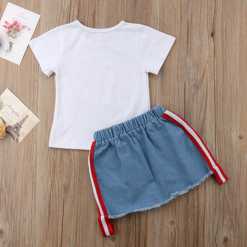 Новинка года, брендовая летняя одежда для маленьких девочек Футболка с цветочным рисунком и короткими рукавами Топы+ джинсовая юбка с вышитыми цветами комплект из 2 предметов