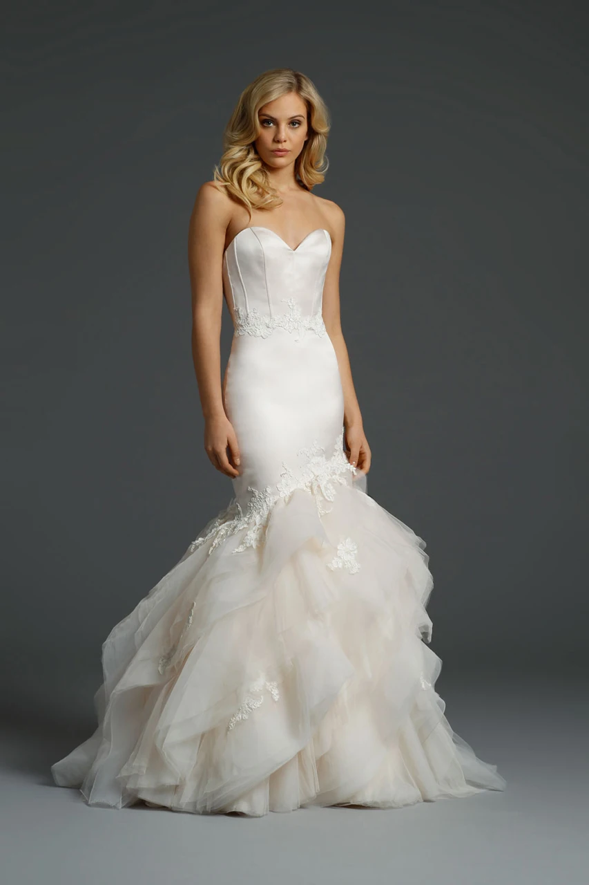 

2016 New Sweetheart Mermaid Wedding Dress Bridal Gown With Appliques Long Tiered Tulle Bridal Wedding Gown Dress Backless F1991