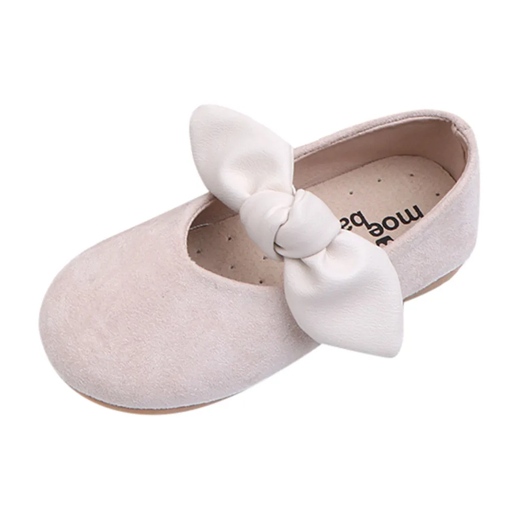 Новинка года; детская модная повседневная обувь; детская кожаная обувь для маленьких девочек; Корейская обувь принцессы с перекрестными ремешками на лодыжке