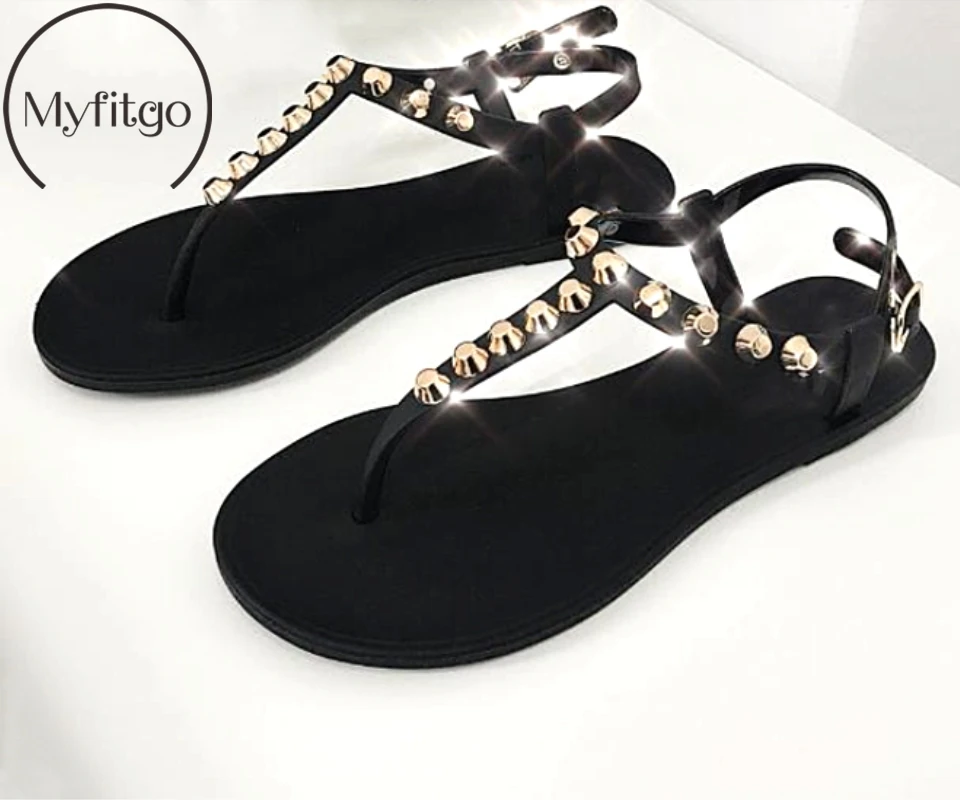 beach sandals with straps