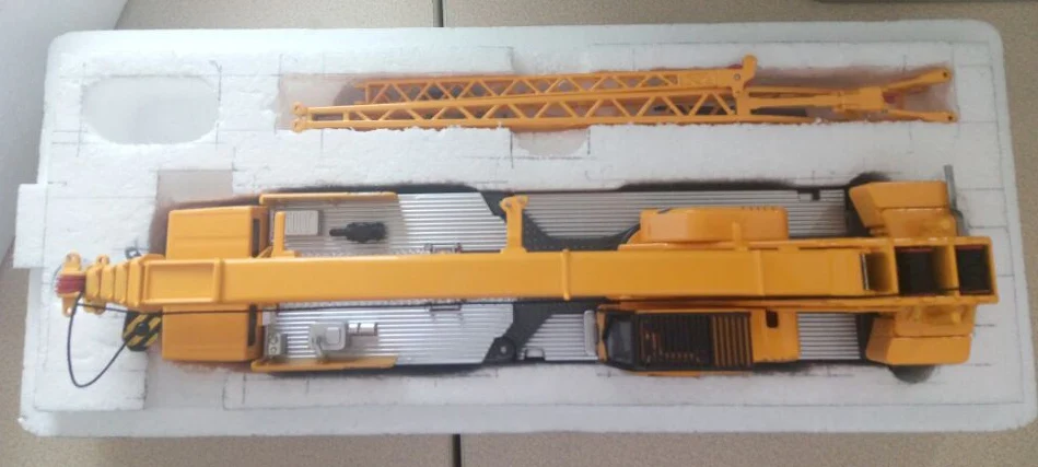 Новинка 2019 года модель масштаба 1:50 литья под давлением грузового крана XCMG XCT75