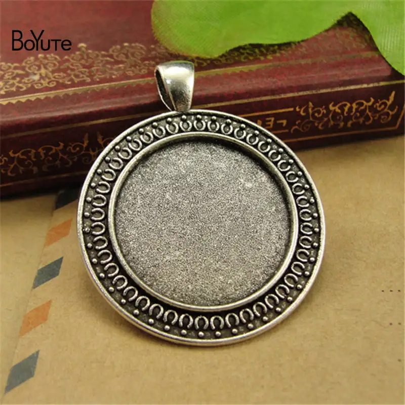 BoYuTe (30 PiecesLot) Wholesale Round 25MM Cabochon Base Diy Hand Made Pendant Blank Tray Bezel Jewelry Accessories (4)