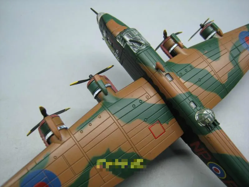 AMER 1/144 масштаб королевская воздушная сила 1944 Handley Page Halifax тяжелый бомбер литой металлический самолет модель игрушка для коллекции, подарок, дети