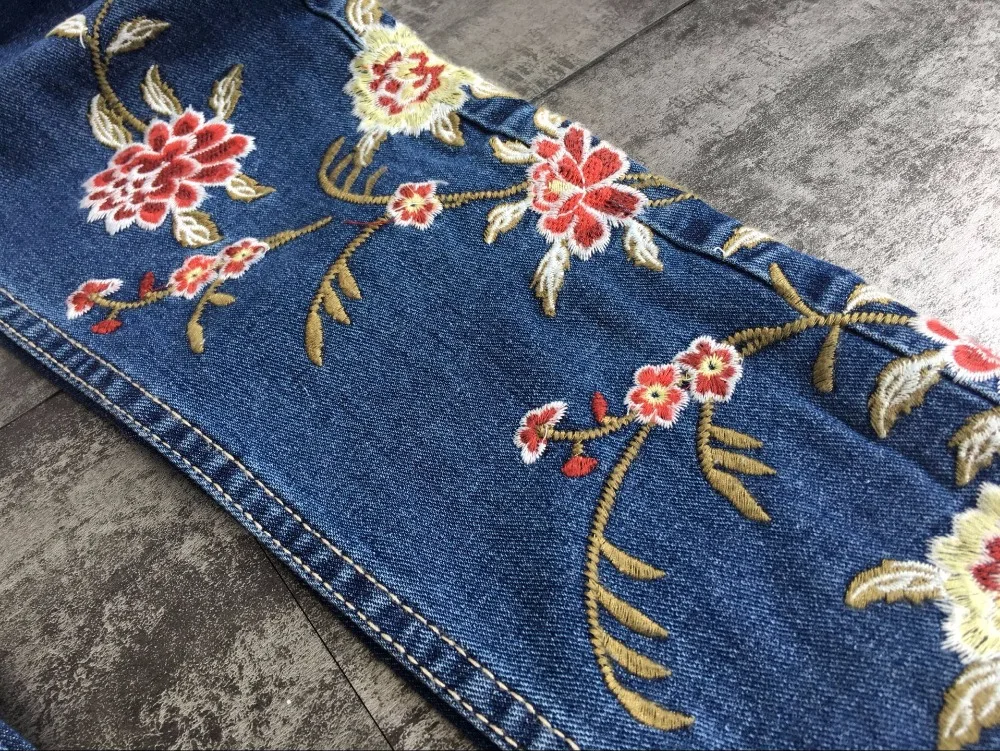 2018 Embroidery Vintage Boyfriend Jeans For Women Denim Pants Mom Jeans Woman High Waist Skinny Jeans Femme Feminino Trousers
