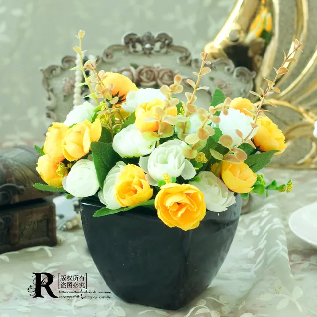 Европейский минималистский стиль сад роз и николь небольшой искусственные цветы и ваза комплект три цвета варианты 2 расслоение цветы / комплект