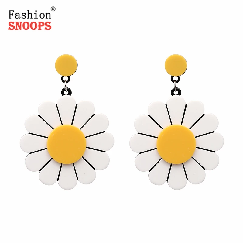 

Cute Fashion Asymmetric Flowers Earrings Charming Drop Earrings For Women Flower Earring Jewelry 2019