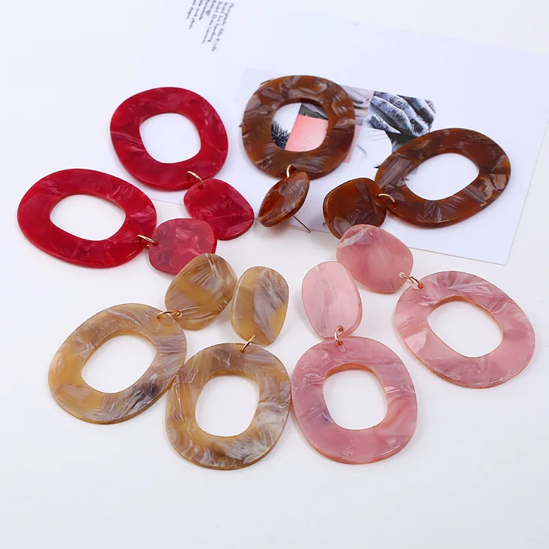 

Wholesale Europe and America Exaggerated Big-Name Personality Earrings Simple Retro Acrylic Priority Landing AliExpress S061
