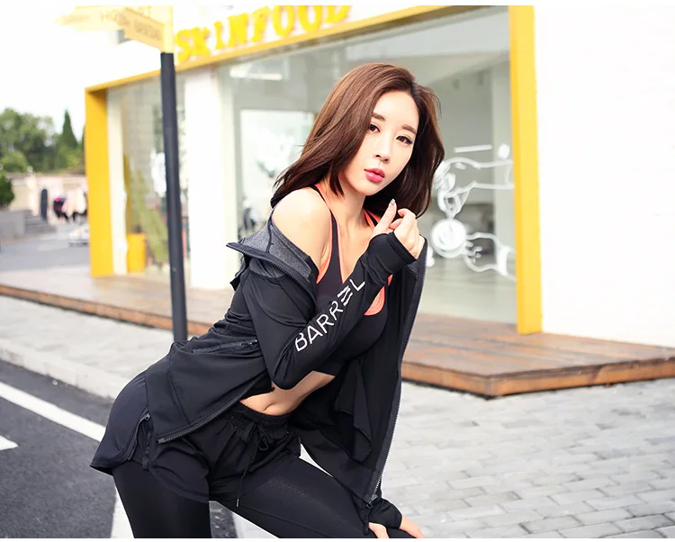 7343579367_1416967806