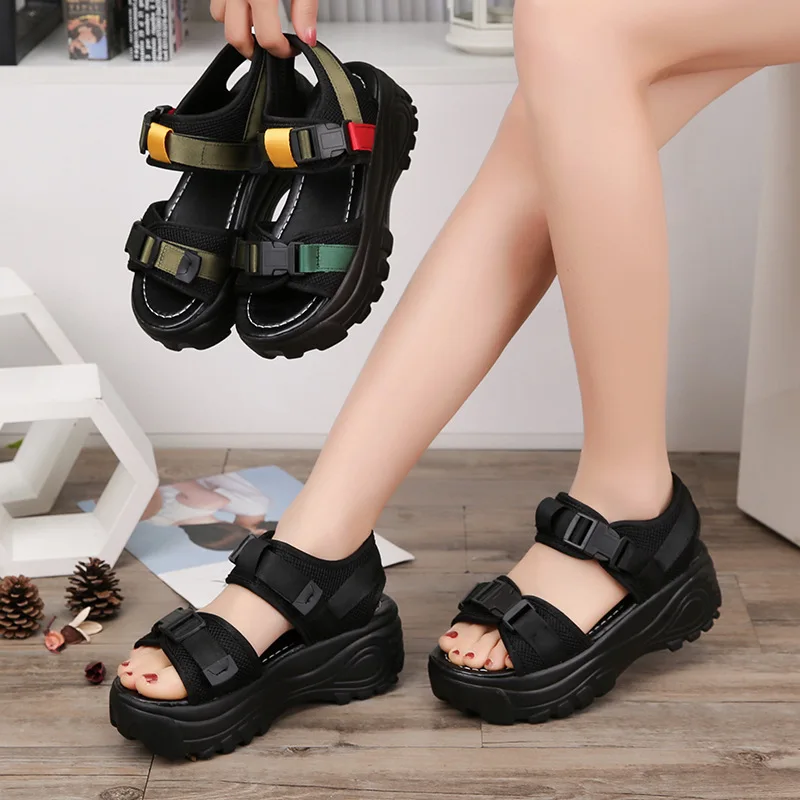 

2019 Sandals Leisure Muffin Slope Increase Shoe Word Buckle Women's Shoes