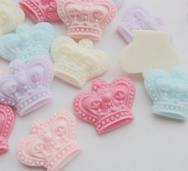 

20x Mix Resin Crown Flatback Buttons No Hole Scrapbooking DIY Appliques