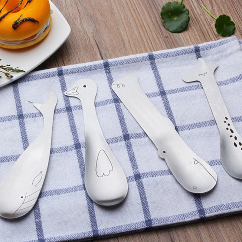 

1pcs Cartoon Animal Child Rice Spoon Honey Jam Spoon Ice Cream Wooden Spoons Cute Baby Hippos Whales Ducks Spoon