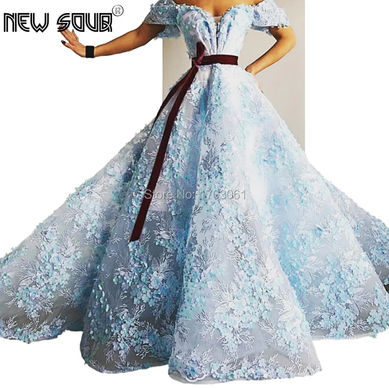 

Blue Flower Dubai Design Evening Dresses Robe De Soiree Longue 2019 Ball GownsOff the Shoulder Lace Arabic Prom Party Gowns New