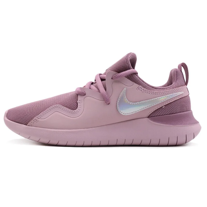 nike tessen women's shoes