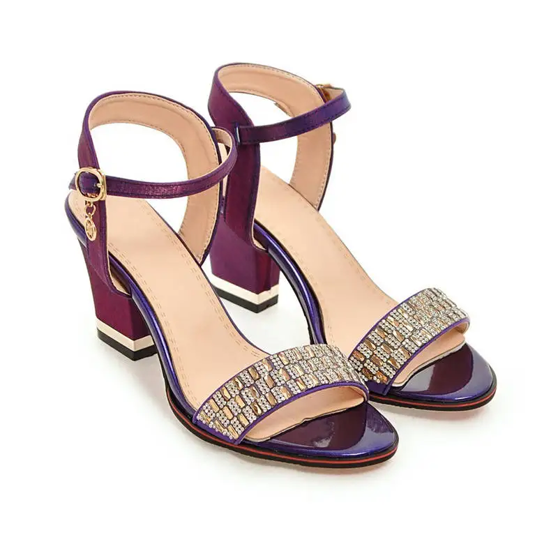 MORAZORA/; женские босоножки; простая модная летняя обувь с пряжкой и кристаллами; повседневная обувь на высоком квадратном каблуке; женская обувь красного цвета; большие размеры 33-43