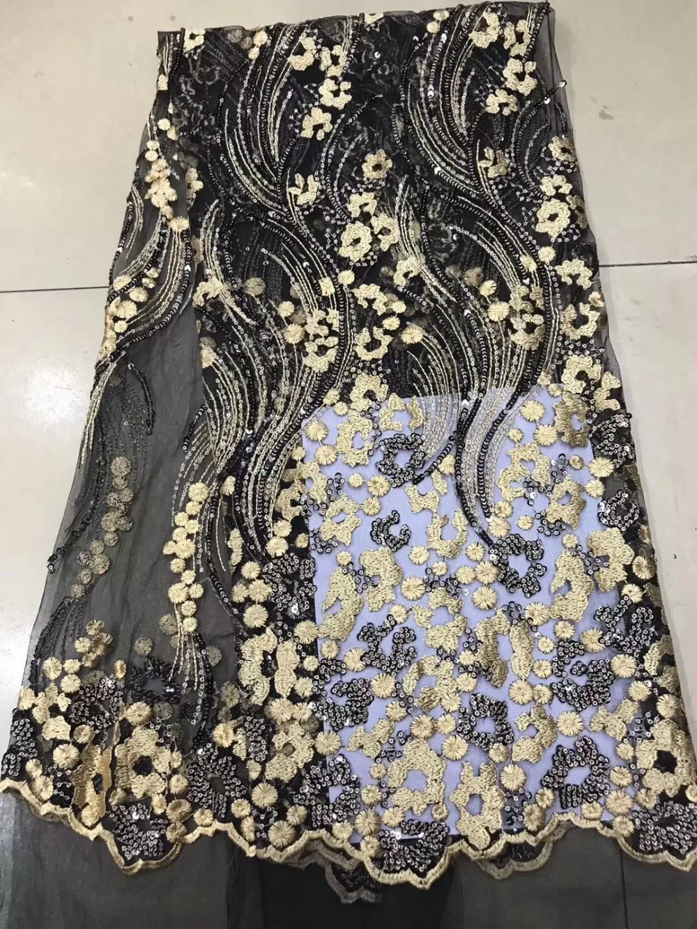 

2018 Wedding Gold Sequence Nigerian Lace Fabric Bridal Fashion African French Lace Fabric 5Yards Tulle Mesh Net Lace Materials