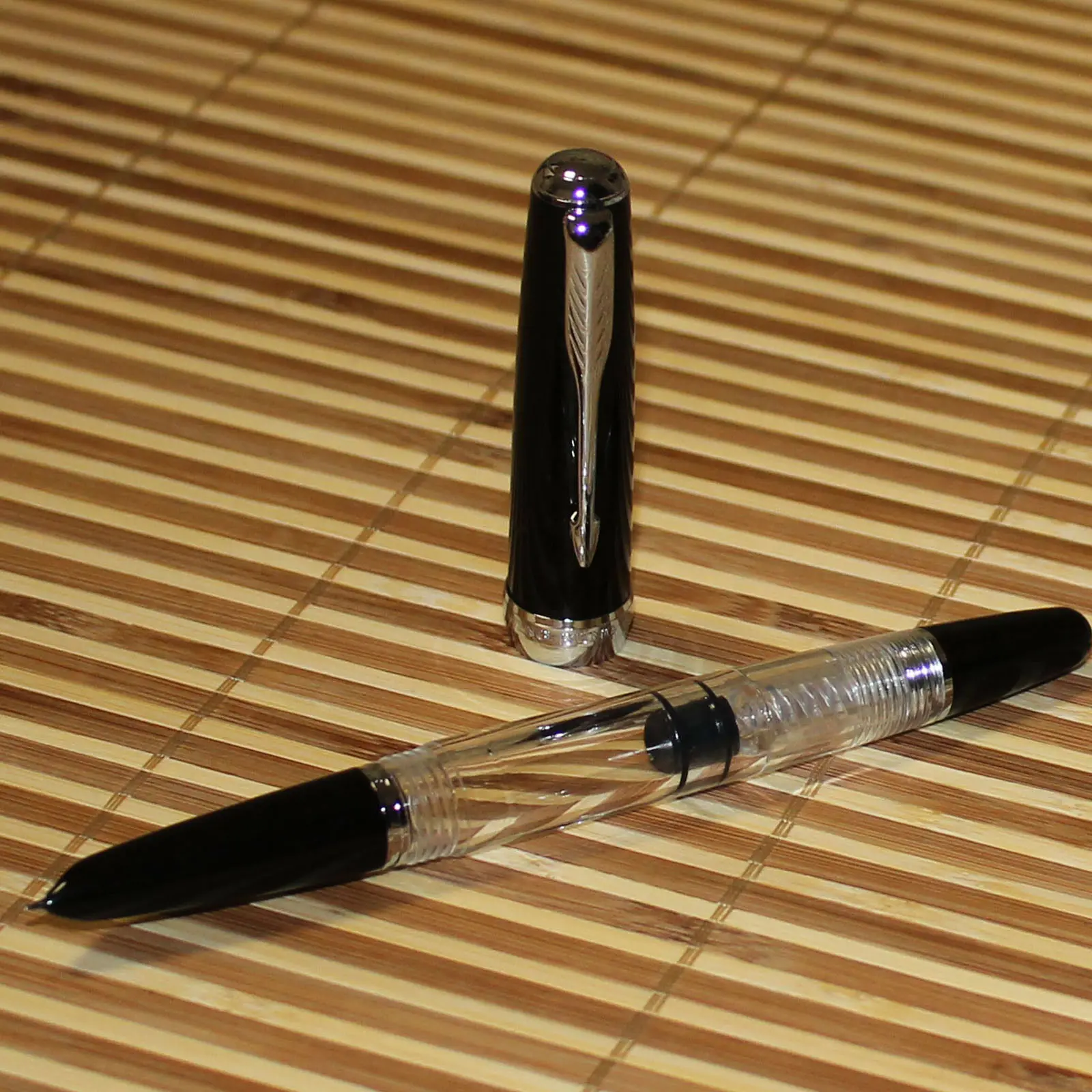 

Bobby Customized Wing Sung 618, Combos Color, Silver Clip, F Nib