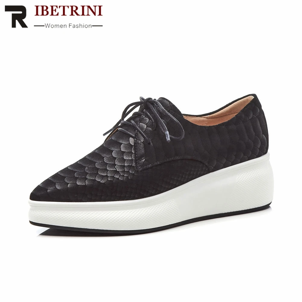 

RIBETRINI Brand Design High Quality Snake Kid Suede Leather women's Flat Platform Shoes Leisure Pointed Toe Shoes Woman Flats