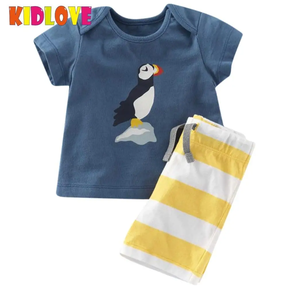 Kidlove Short Sleeve Round Neck Tops Knee-length Pants 2pcs Clothes Set 2017 fashion new gift Summer cotton ZK30 | Детская одежда и