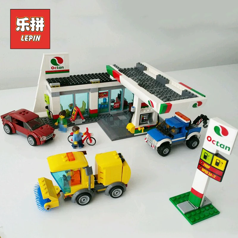 

In Stock 02047 City Town Car Service Station Model Set Blocks Compatible Legoinglys City 60132 Toys for Children Christmas Gift