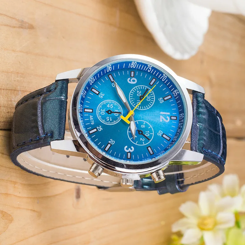 

Switzerland Belt Man Wrist Watch Three Eye Leisure Time Fashion Quartz Wrist Watch Wechat Business Business Affairs Male Surface