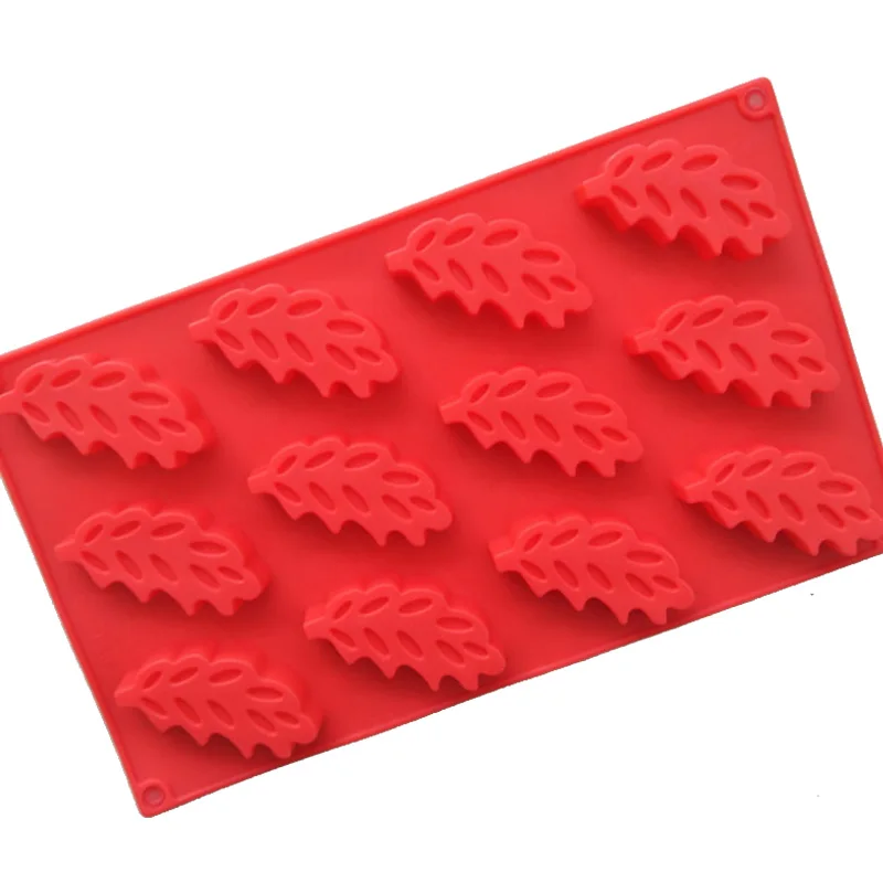листики для украшения торта. силиконовая форма листочки. силиконовый молд (лист клёна). силиконовые формы листьев. силиконовая форма для шоколада листочки.