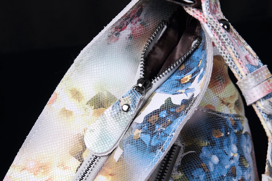 brand shoulder bag