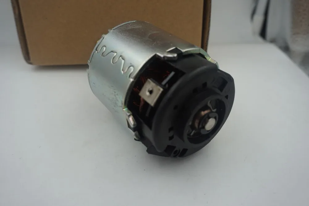 

RHD & Clockwise Rotation HEATER BLOWER MOTOR for Nissan X-TRAIL T30 & Maxima 2001-2015 OE#272258H31C, 27225-8H31C, 27225-8H310