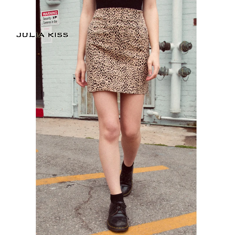 Women Leopard Print Mini Skirt