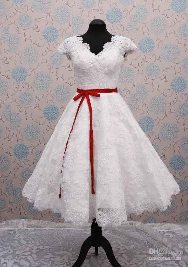 2015 Cap Sleeve Biały i Czerwony Sash Lace Tea Długość Krótka Suknia Ślubna Custom Made Bridal Toga Rozmiar 4 6 8 10 12 14 16 W415