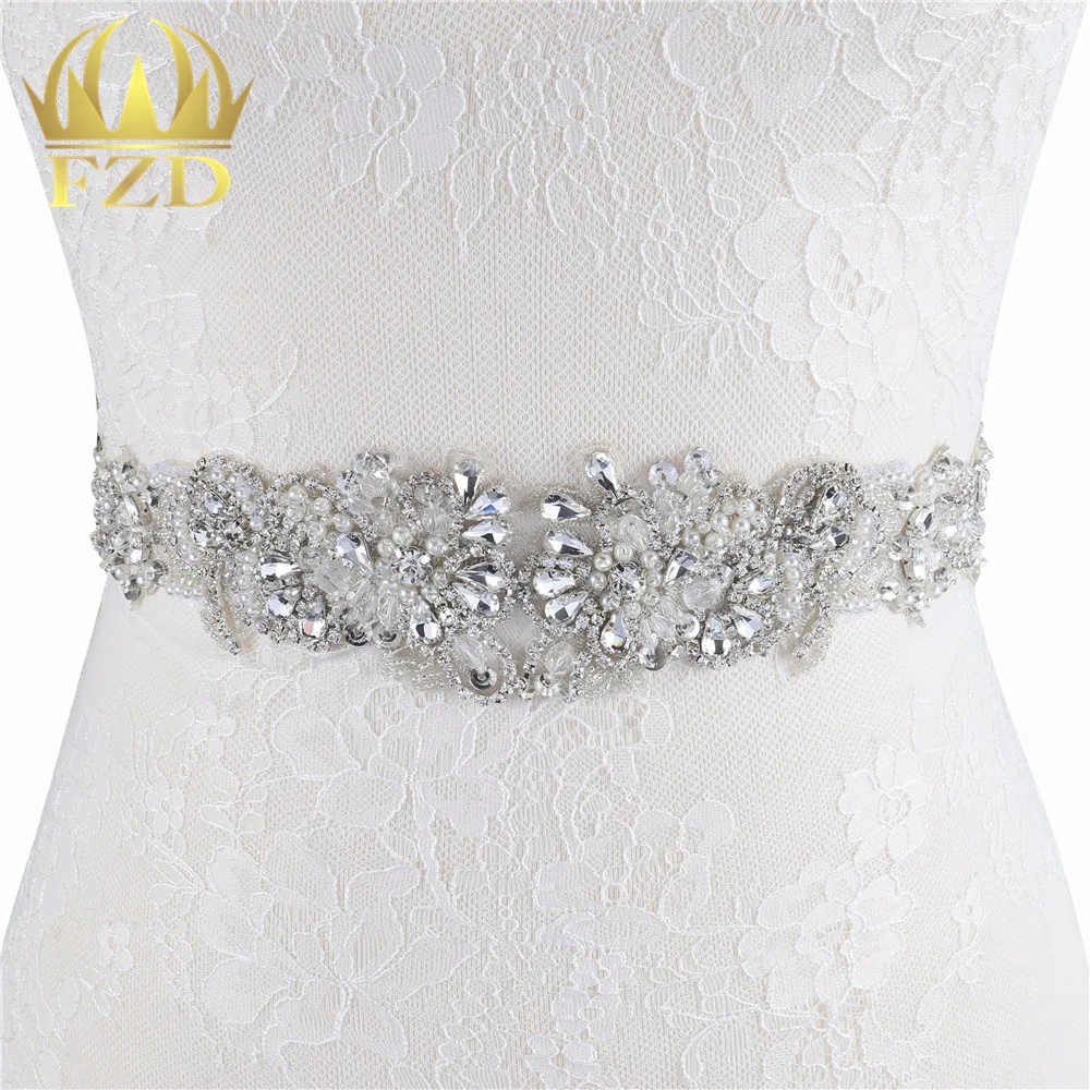 (30 штук) оптовая продажа ручной исправления cristal Diamante со стразами Аппликация для