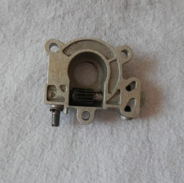 OIL PUMP ZENOAH G621 6200 3