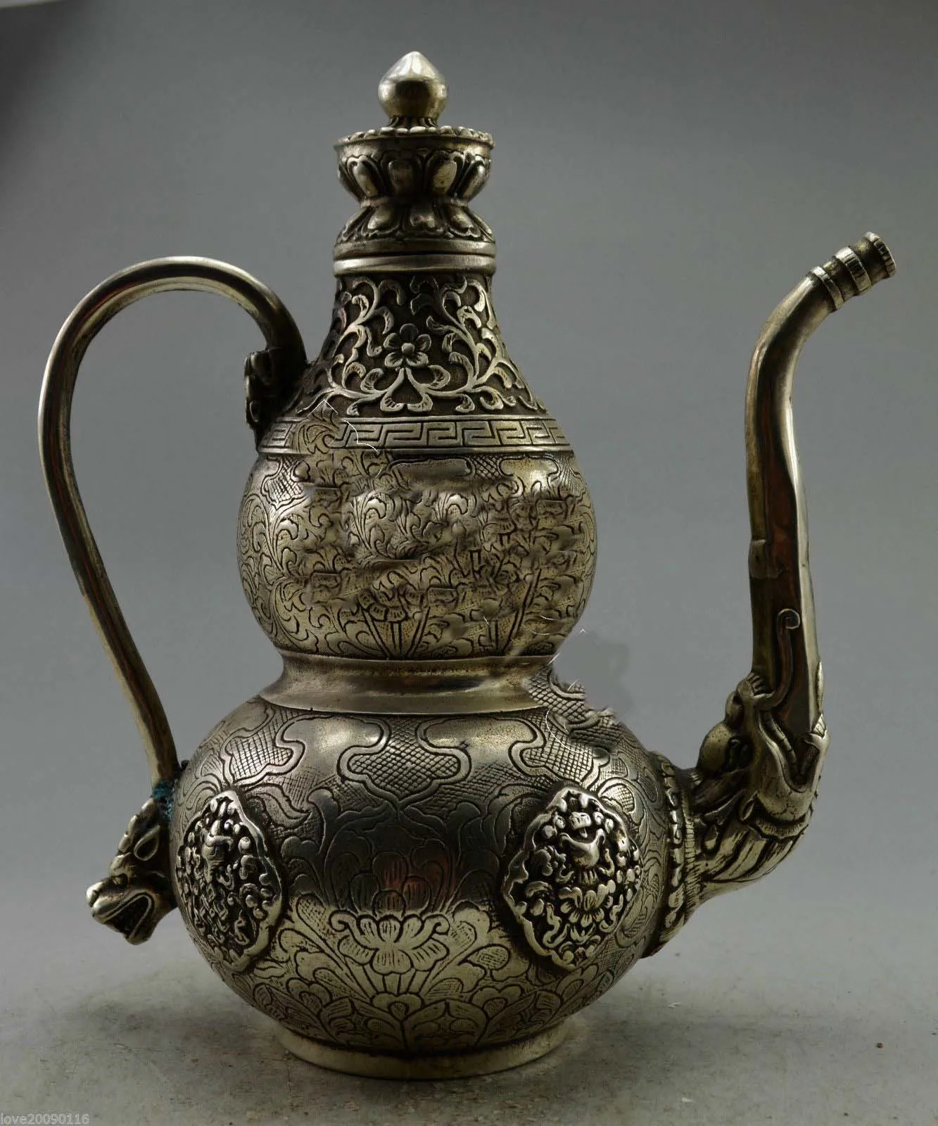 

Collectible Decor Old Handwork Miao Silver Carved Gourd Flower Tea Pot