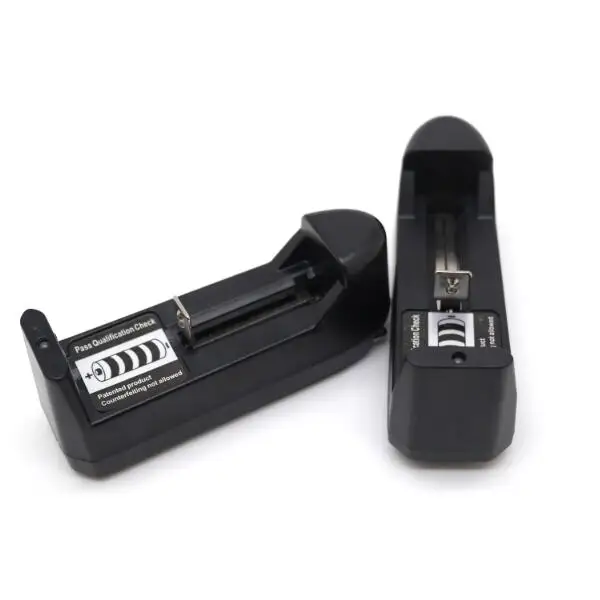 18650 battery charger 3