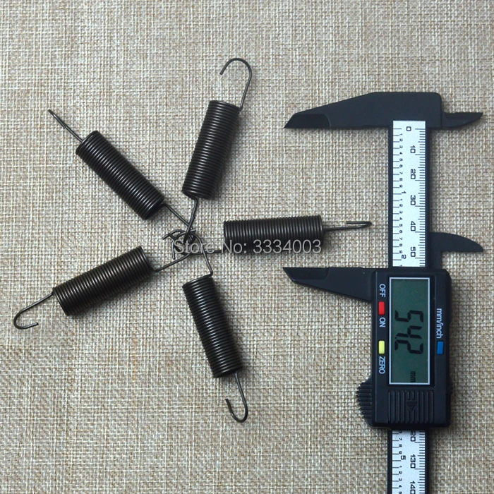  (4)