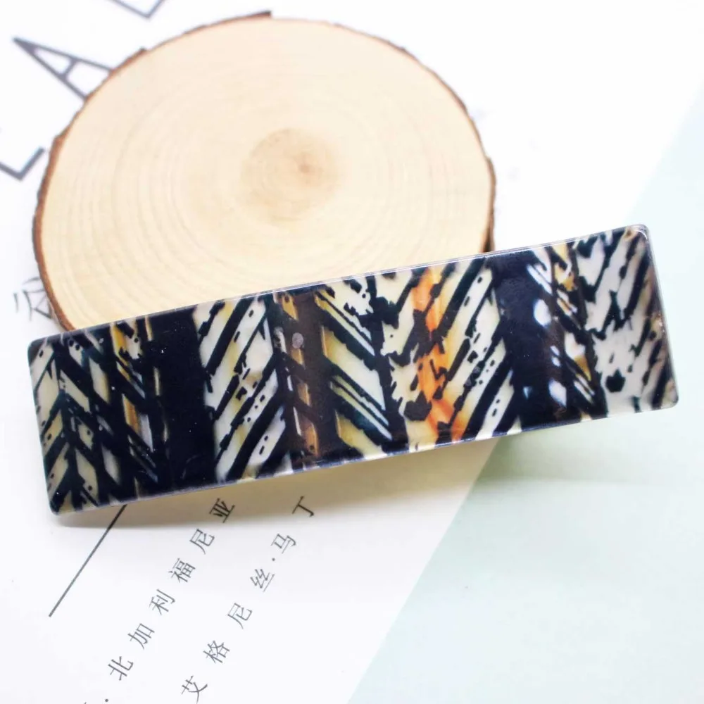 

High quality big hair clips acrylic fashionable striped barrettes for women's thick hair metal alligator clip hair accessories