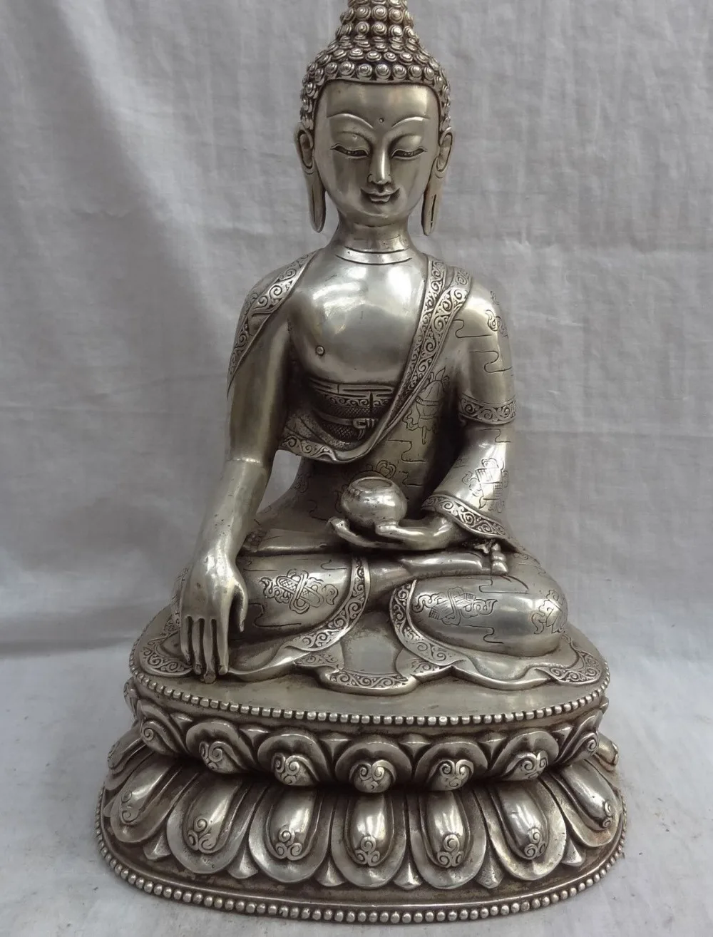 

008931 13" Chinese Silver 8 Auspicious Symbol Tibet Lotus Shakyamuni Buddha Bowl Statue