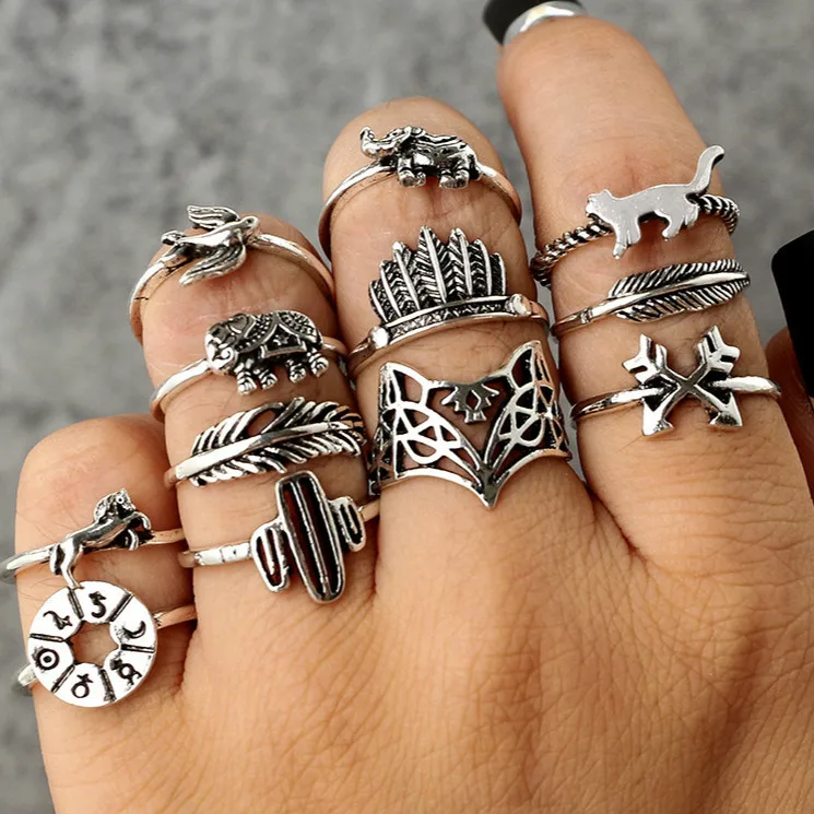 

QCOOLJLY 12pcs/Set Bohemia Antique Silver Arrow Elephant Fox Lion Pony Pattern Carved Animal Rings Sets for Women Jewelry