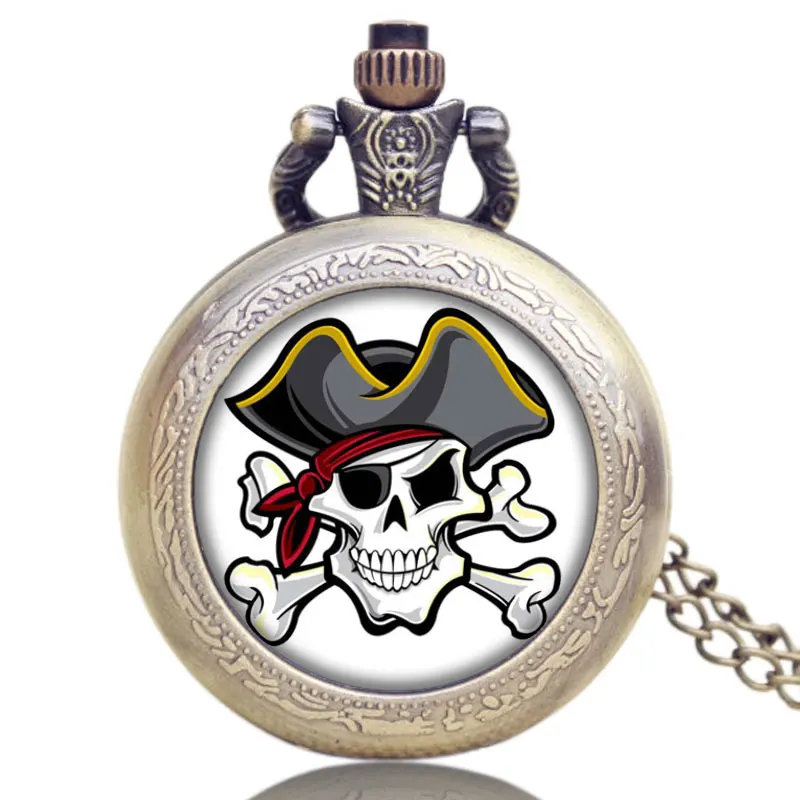 

2017 Pirate Skull Design Latest listing Chic Pocket Watch Men Teenage     Woman Gift