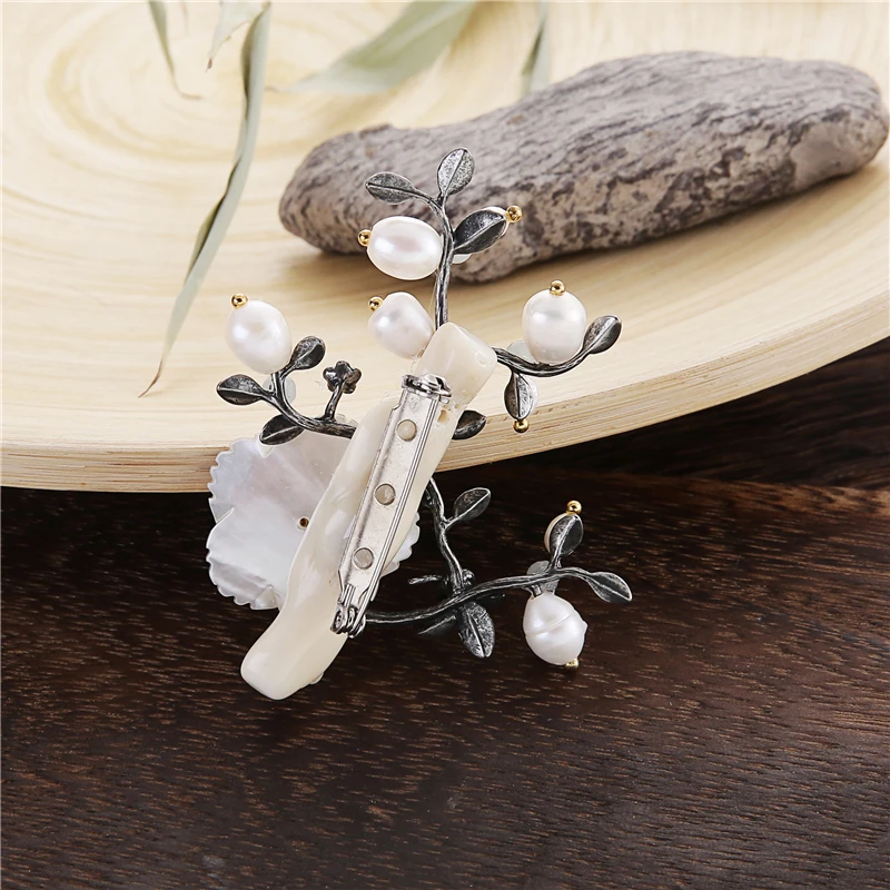TDQUEEN Brooches Antique Silver Plated Handmade Broches High Quality Pin Jewelry Freshwater Pearl Shell Flower Brooch for Women 1