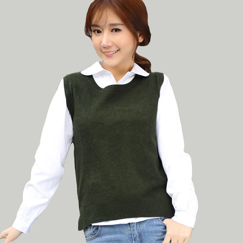 round neck knitted vest