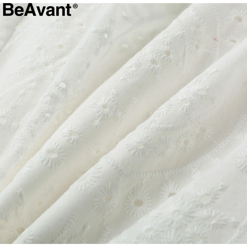 BeAvant сексуальные с открытой спиной белые женские платья Летние V образным вырезом Вышивка Хлопок Короткое платье элегантные гофрированные женские платья для вечеринок повседневные