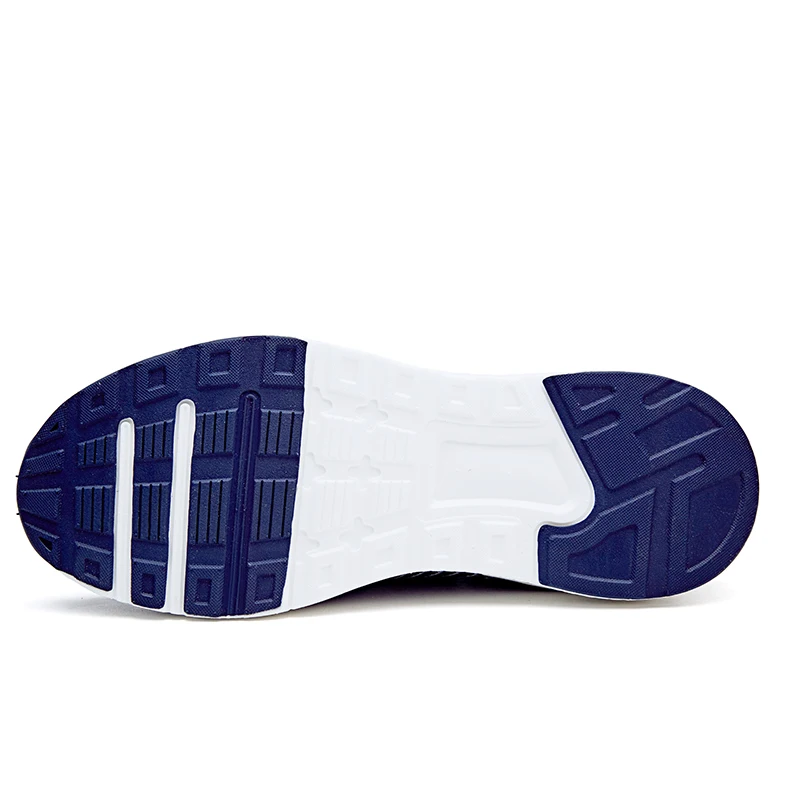 Spring, summer and autumn couples new large size flying woven hollow running shoes lightweight breathable comfortable non-slip