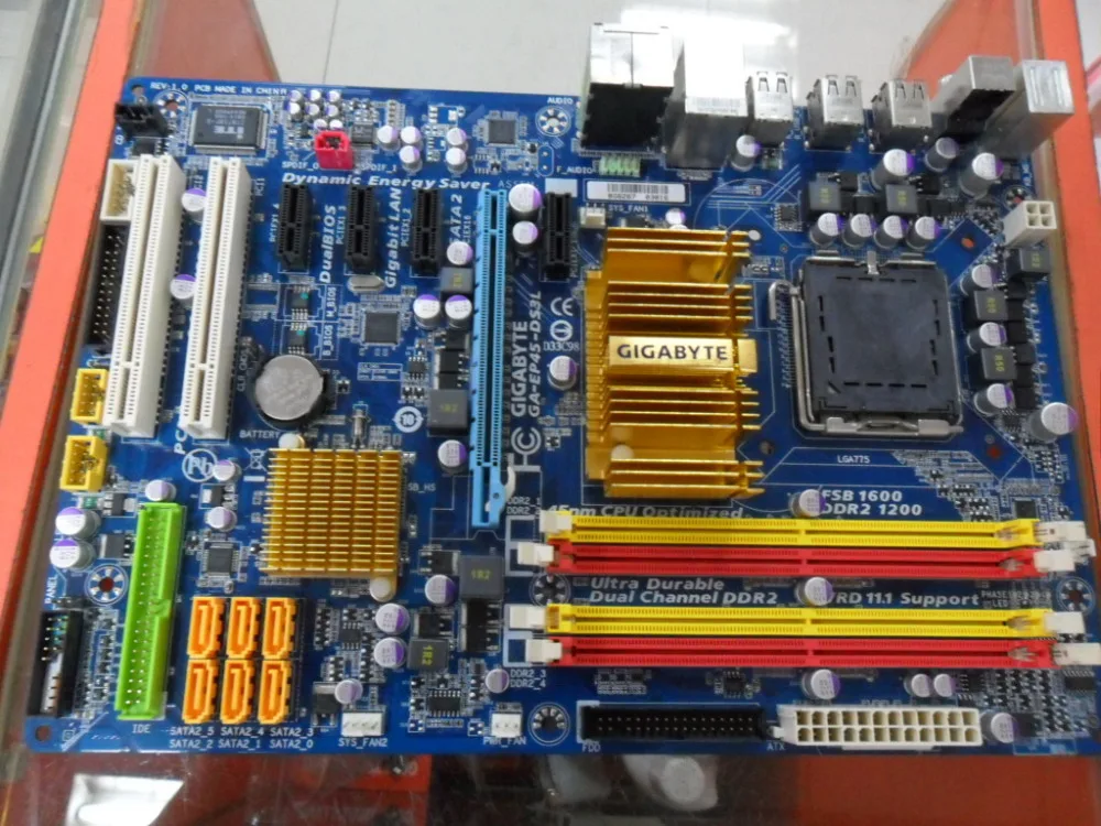 جيجابايت GA-EP45-DS3L الأصلي اللوحة DDR2 LGA 775 EP45-DS3L لوحات USB2.0 P45 سطح اللوحة شحن مجاني